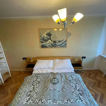 Ten Byt Appartement Piest'any